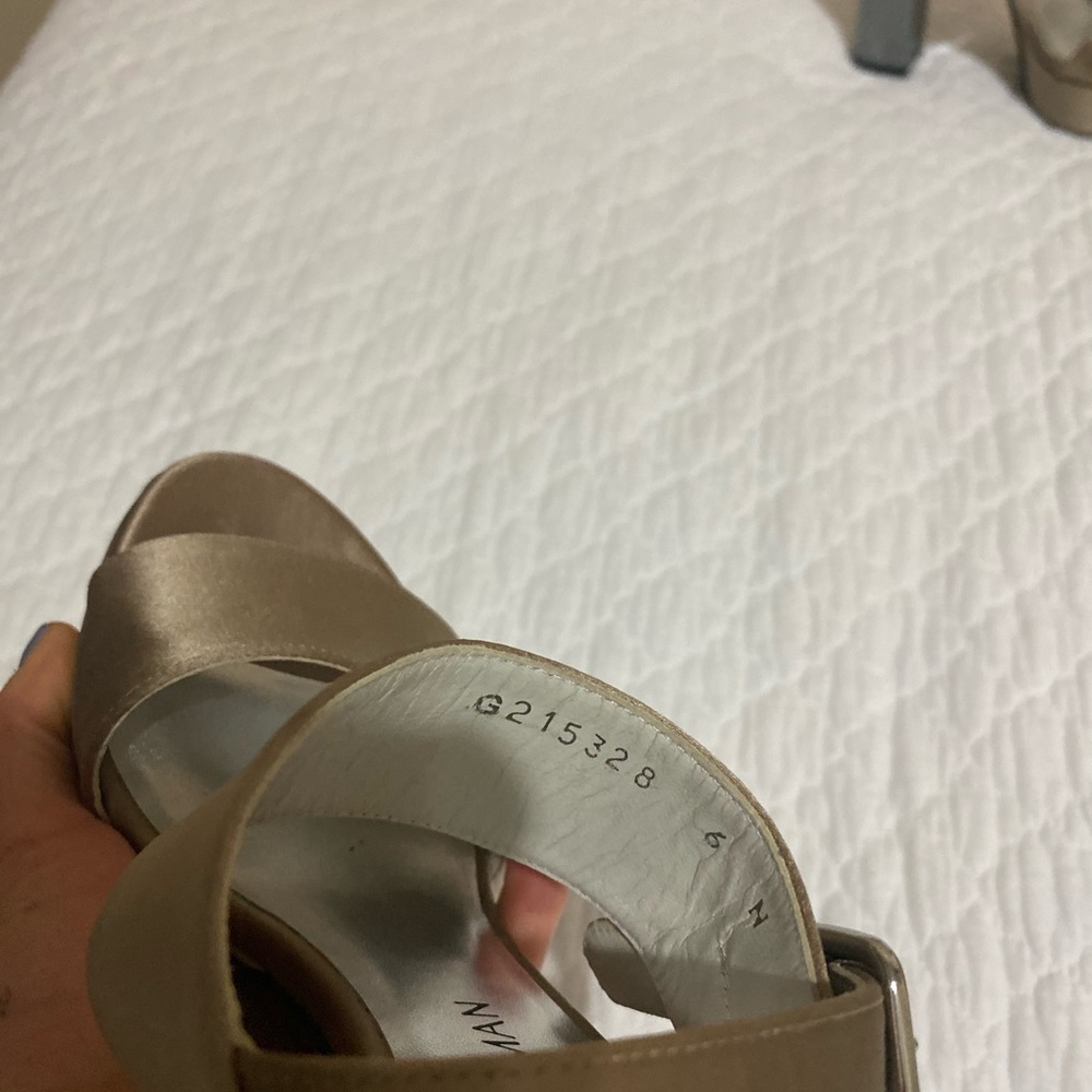 Never Worn: Stuart Weitzman - image 4